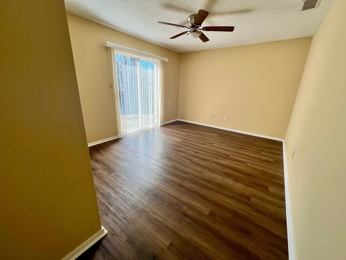 Building Photo - 1112-1114 Tancred Ave