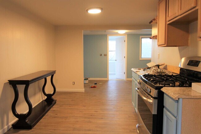 Building Photo - 71 Miller Rd