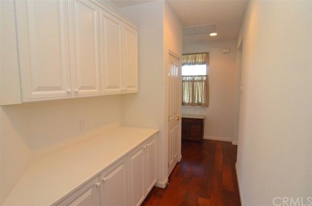 Building Photo - 2073 Mannington Pl