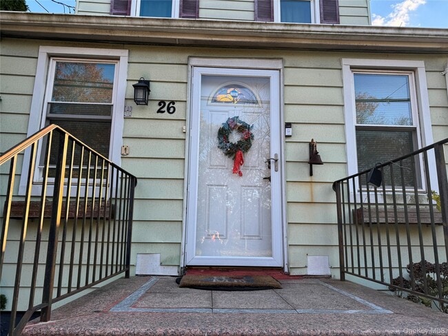 Building Photo - 26 Parkside Dr