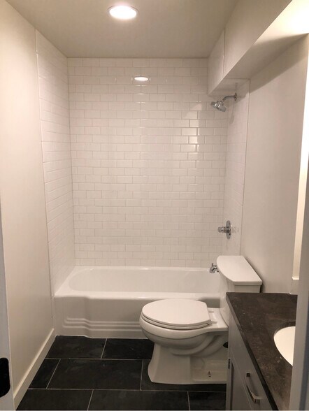 Building Photo - 4515 Jefferson St