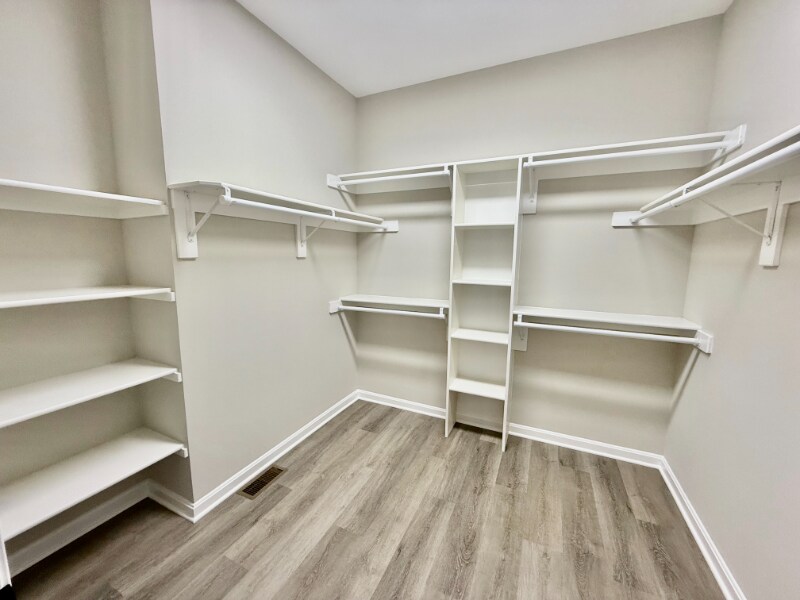 Building Photo - 28987 Lockes Hill Rd
