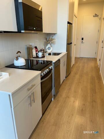 Building Photo - 42 John St