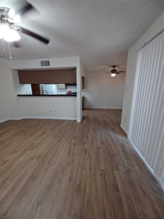Building Photo - 8105 Tuscarora Trail