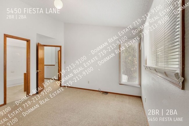 Building Photo - 5450 Fiesta Ln