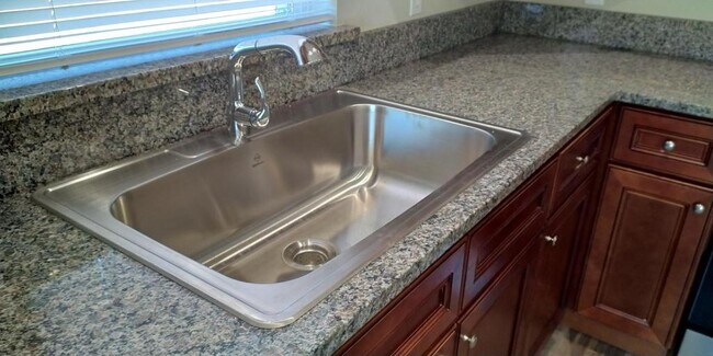 Building Photo - 1110 Tennison Rd