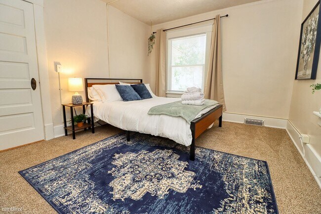 Building Photo - 5 br, 1 bath House - 2040 South 17th Street 2