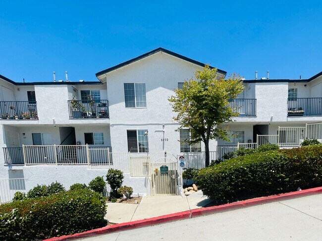 Primary Photo - Beautifully Upgraded Apartment in Gated Co...