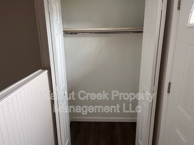 Building Photo - 5520 Beavercrest Dr