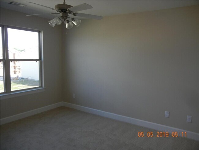 Building Photo - 8727 Bryam St