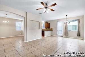 Building Photo - 1331 Nicholas Manor