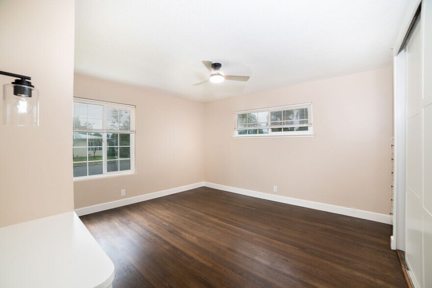 Building Photo - 2958 Gramercy St
