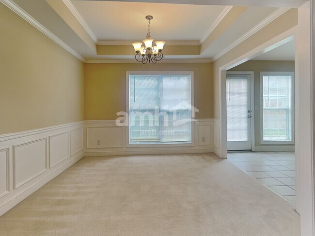 Building Photo - 2116 Benchmark Dr SW