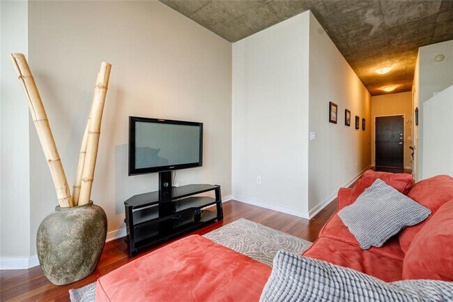 Building Photo - 855 Peachtree St NE