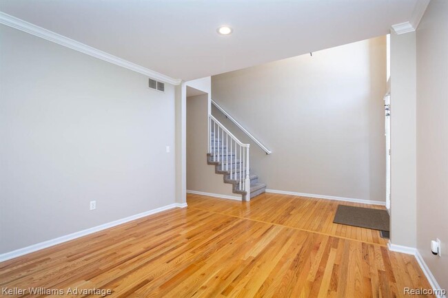 Building Photo - 24975 Bloomfield Ct