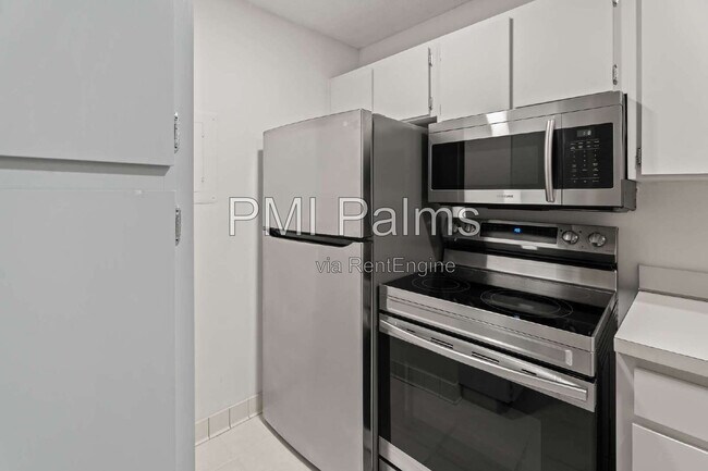 Building Photo - 1236 Pine Ridge Cir W