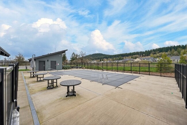 Building Photo - Beautiful 4-Bedroom Camas Home on Quiet Cul-de-Sac | Built in 2020 | Private Backyard