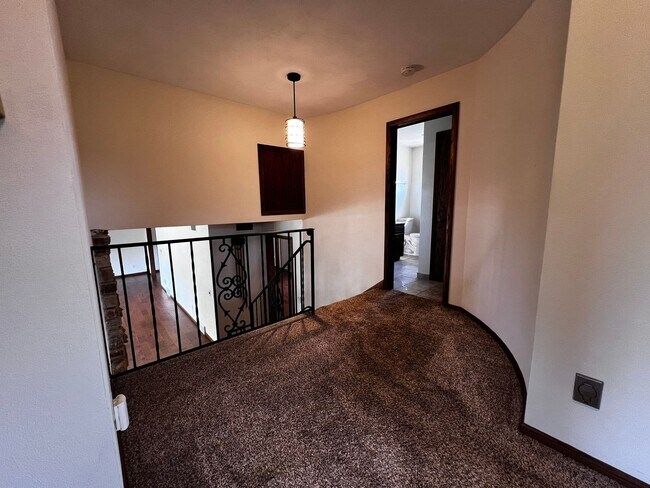 Building Photo - Spacious Home with Remodeled Open-Concept Kitchen, Water Utilities Included. VERONA Schools