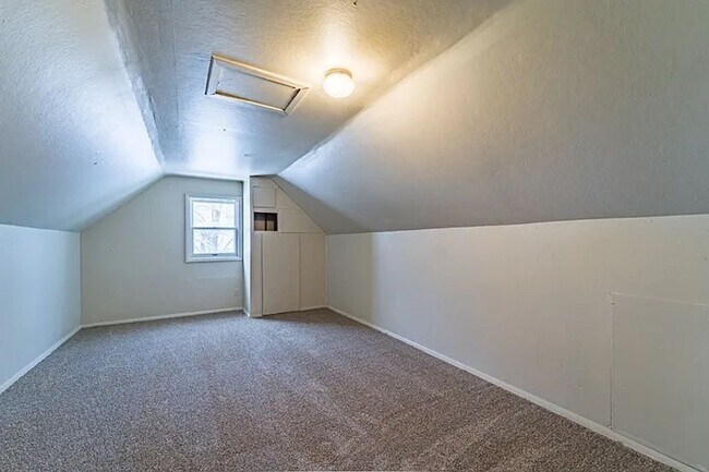 Building Photo - 629/631 Park Avenue