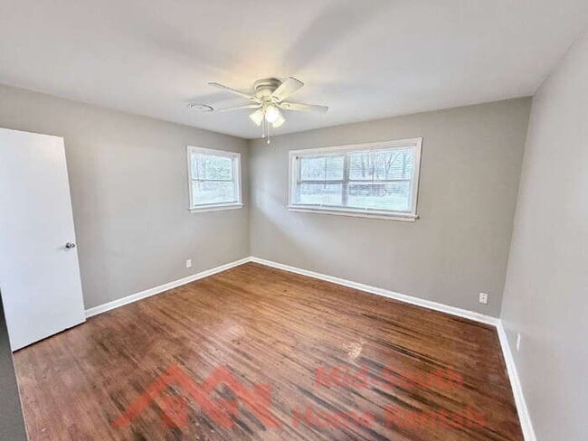 Building Photo - 4349 Newton Dr