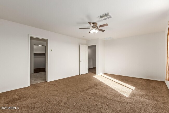 Building Photo - 11603 W Calavar Rd