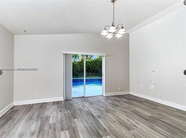 Building Photo - 1213 SW 46th Way