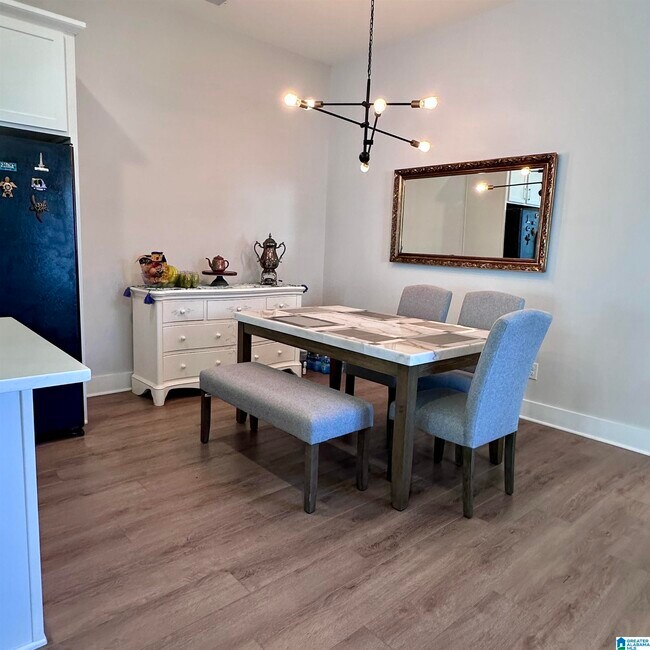 Building Photo - 4740 Arden Wy