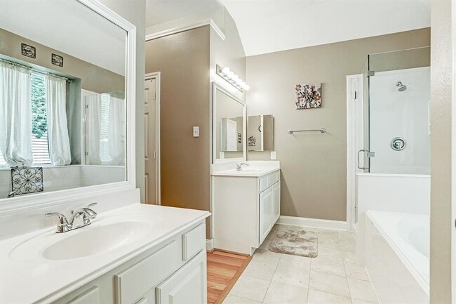 Building Photo - 907 Norfolk Dr