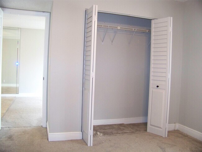 Building Photo - 3218 NW 103rd Terrace