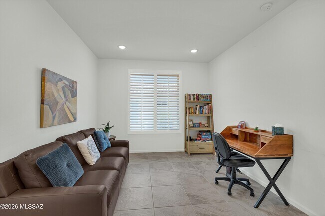 Building Photo - 39589 S Summerwood Dr