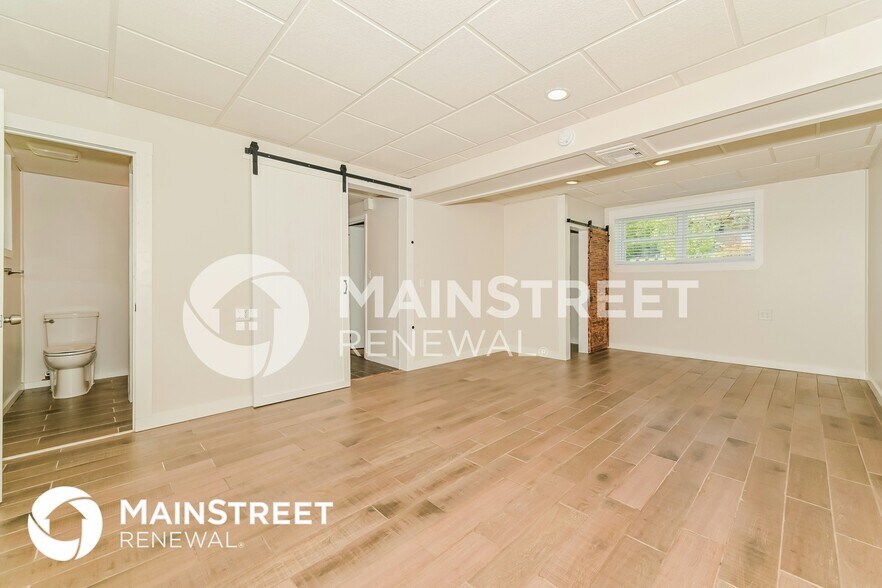 Building Photo - 5505 Malmsbury Rd NW