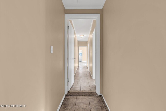 Building Photo - 10 Braden Pl