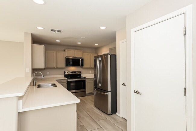 Building Photo - 12221 W Larkspur Rd