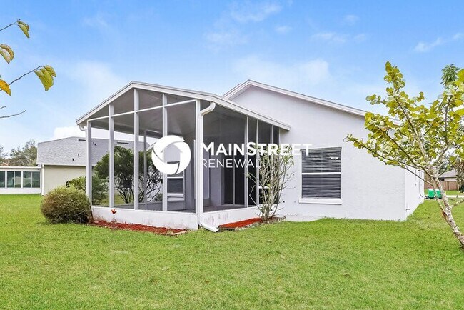 Building Photo - 3 Bedroom Pet-Friendly Home in POINCIANA, FL with Main Street Renewal