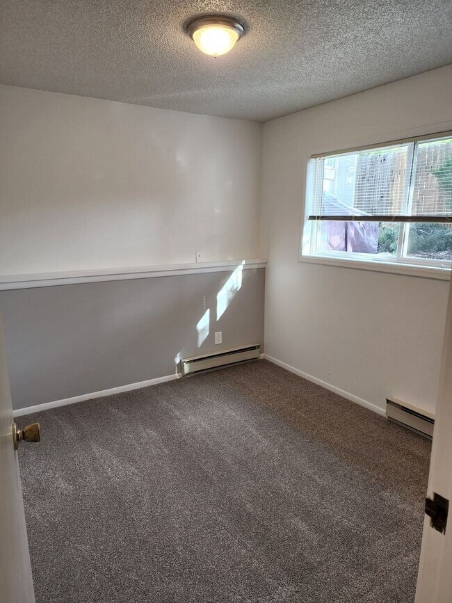 Building Photo - Somerville2912 (KP-JF)