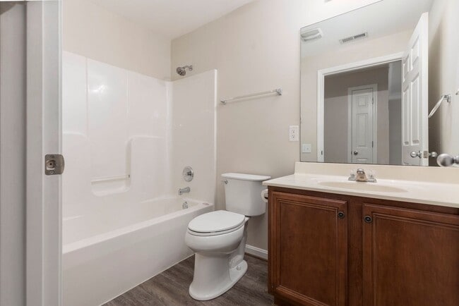 Building Photo - 301 S Dorsey Ln