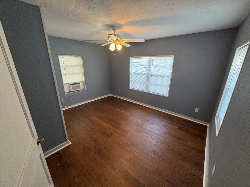 Building Photo - 1700 Avenue H