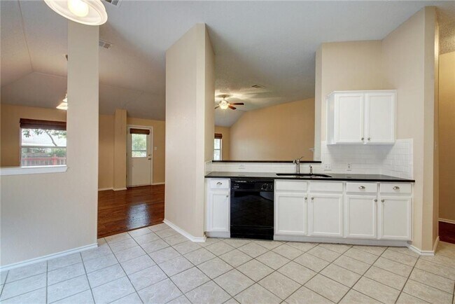 Building Photo - 16510 Denise Dr