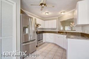 Building Photo - 2 br, 2 bath House - 744 Pine Island Drive