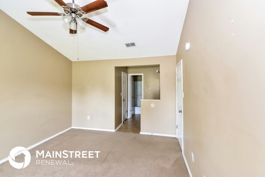 Building Photo - 7163 Layne Dr