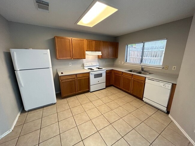 Building Photo - Application Received **MOVE-IN SPECIAL** A...