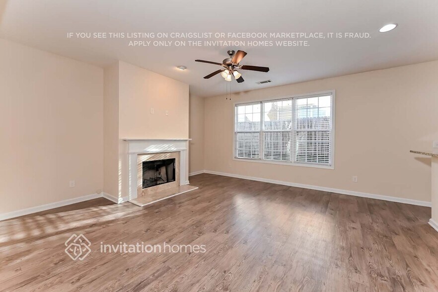 Building Photo - 5519 Chatham Cir NW