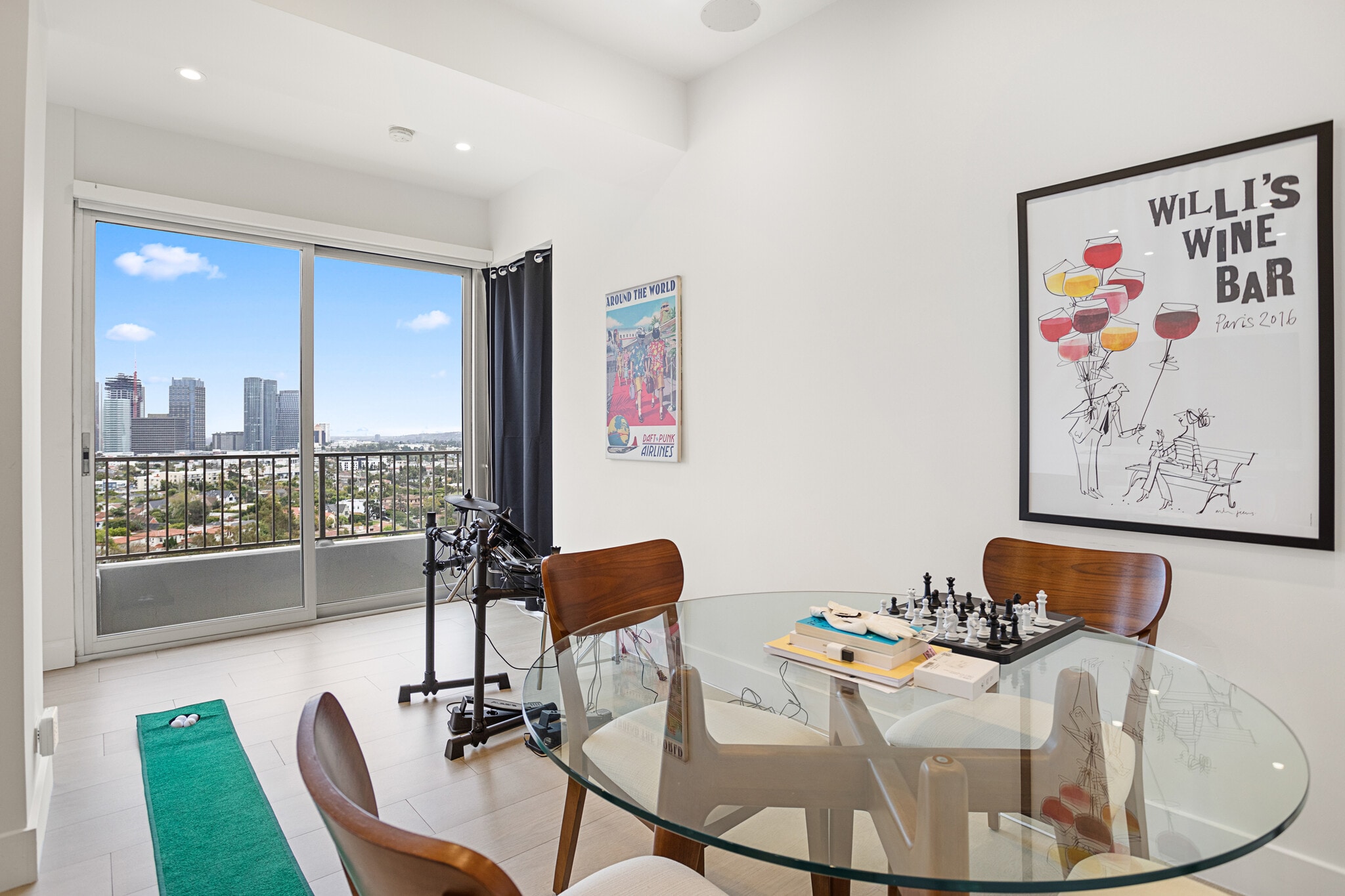 Building Photo - 10501 Wilshire Blvd