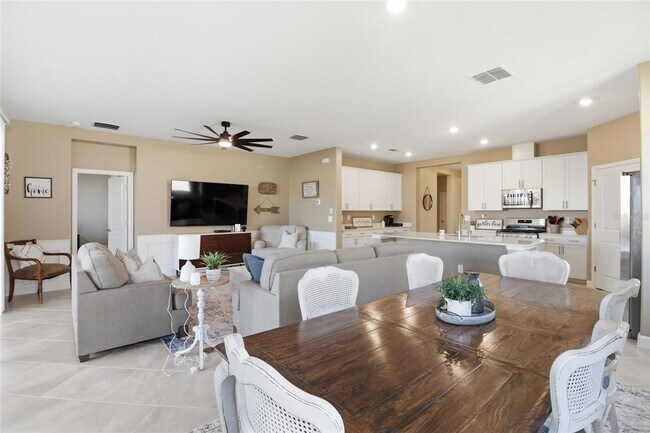 Building Photo - 15169 Serene Shrs Lp