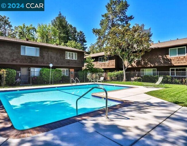 Building Photo - 3262 Marlene Dr