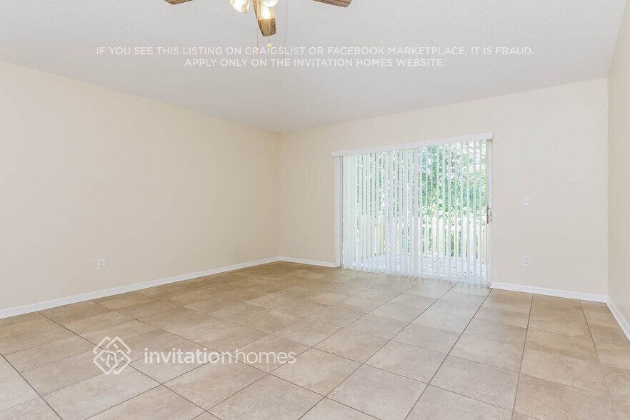 Building Photo - 2113 Fish Eagle St