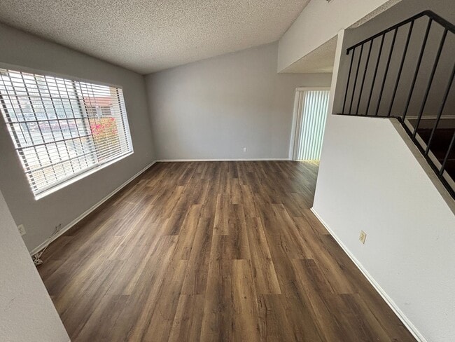 Building Photo - Spacious 4-Bedroom Home in Moreno Valley