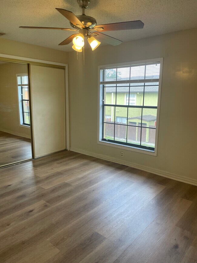 Building Photo - 3373 Cedar Springs Pl
