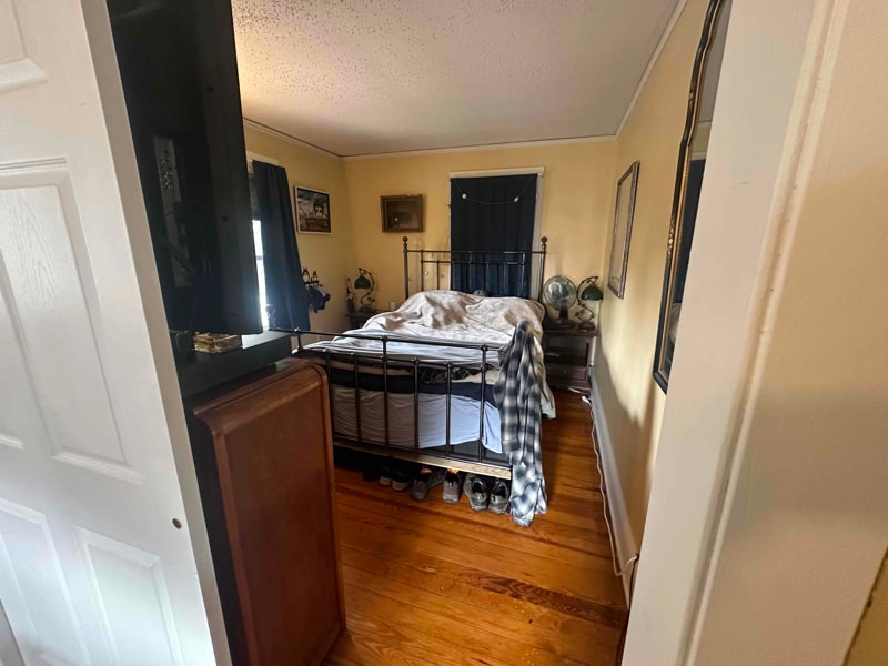 Building Photo - 50 Westbury Park Rd