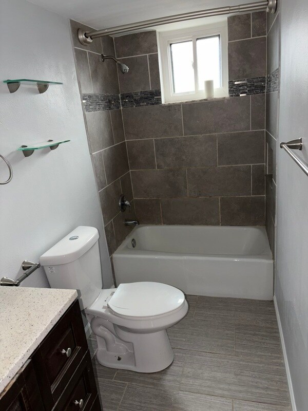 Building Photo - 3457 Evergreen Rd